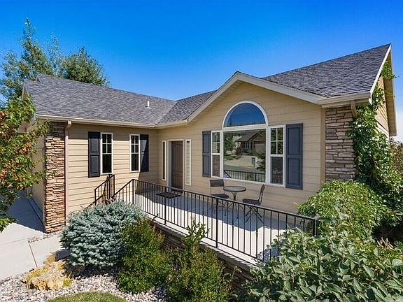 3rd image of 6729 Cove Creek Dr