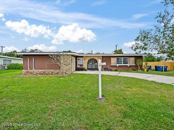 727 James Cir NE, Palm Bay, FL 32905