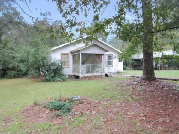 4814 Howell Dr, Ball, LA 71405