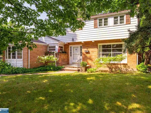 11 S 4th St W, Aurora, MN 55705