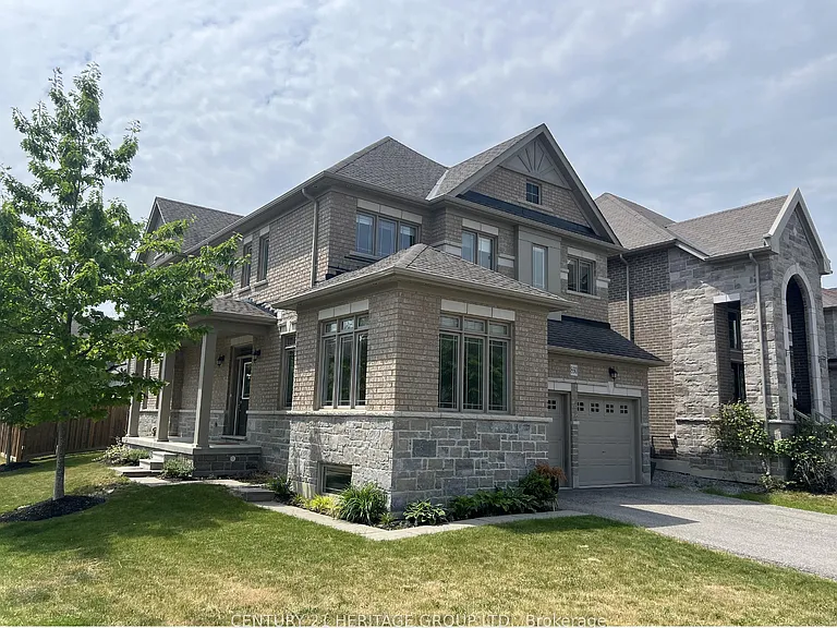 860 Elvidge Trl — Photo 1