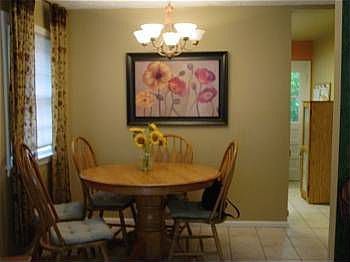 3rd image of 3028 Nadina Dr