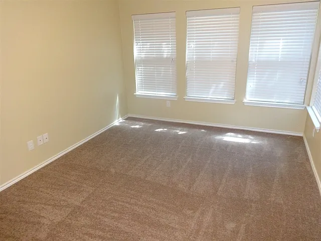 6407 Nottoway Ct — Photo 11