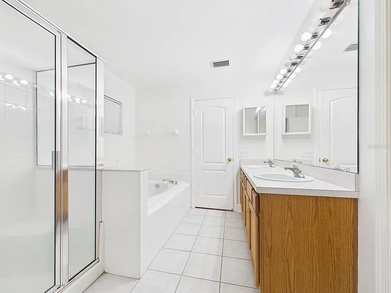 10553 Egret Haven Ln — Photo 24
