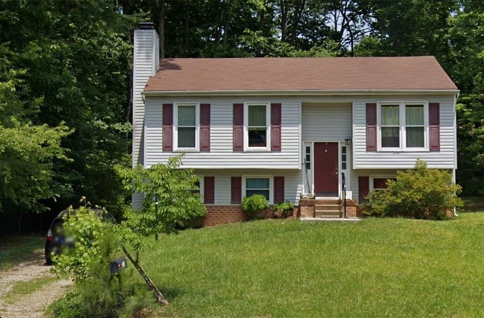 1st image of 703 Cheyney Cir
