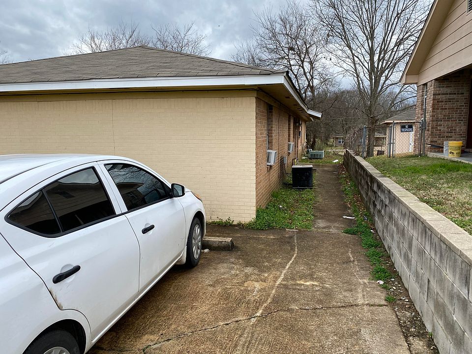 2nd image of 1006 4th St S