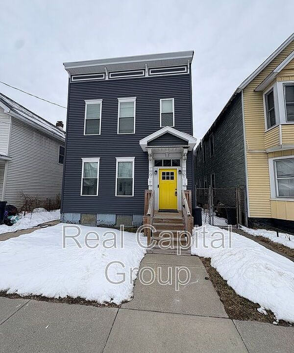 1st image of 1527-1529 Foster Ave