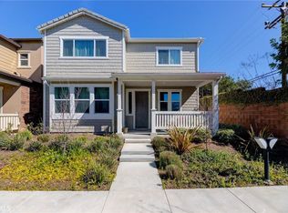 11 Lilac Ln, Compton, CA 90221