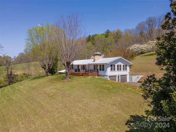 198 Welcome Ln, Otto, NC 28763
