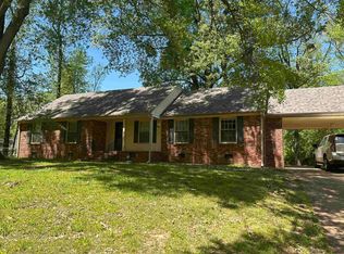 2951 Bannockburn Rd, Memphis, TN 38128