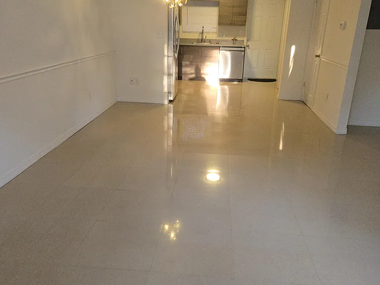 1231 SW 61st Ter #2 — Photo 7