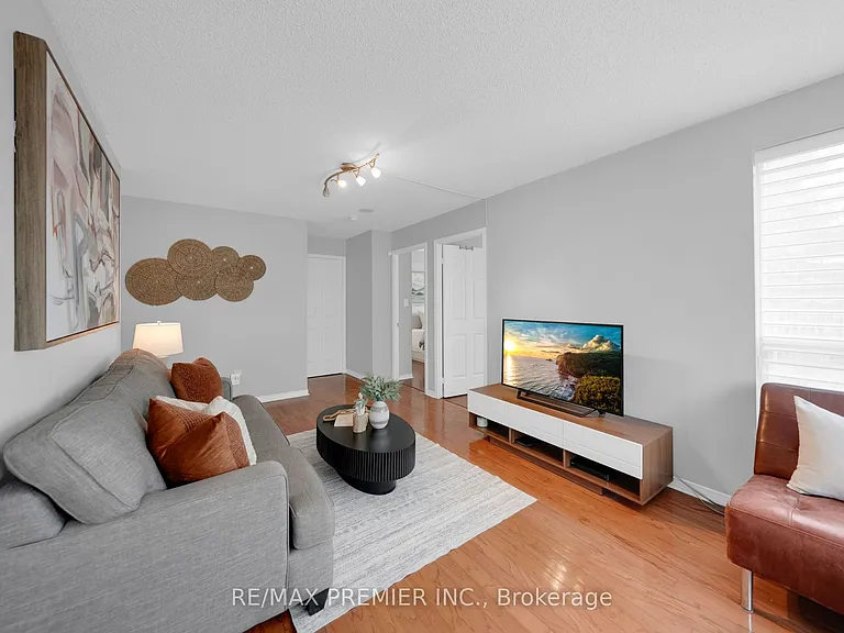 51 Baffin Ct #220 — Photo 26