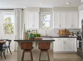 Lincoln Village Apartment Homes, Riverside, CA 92503