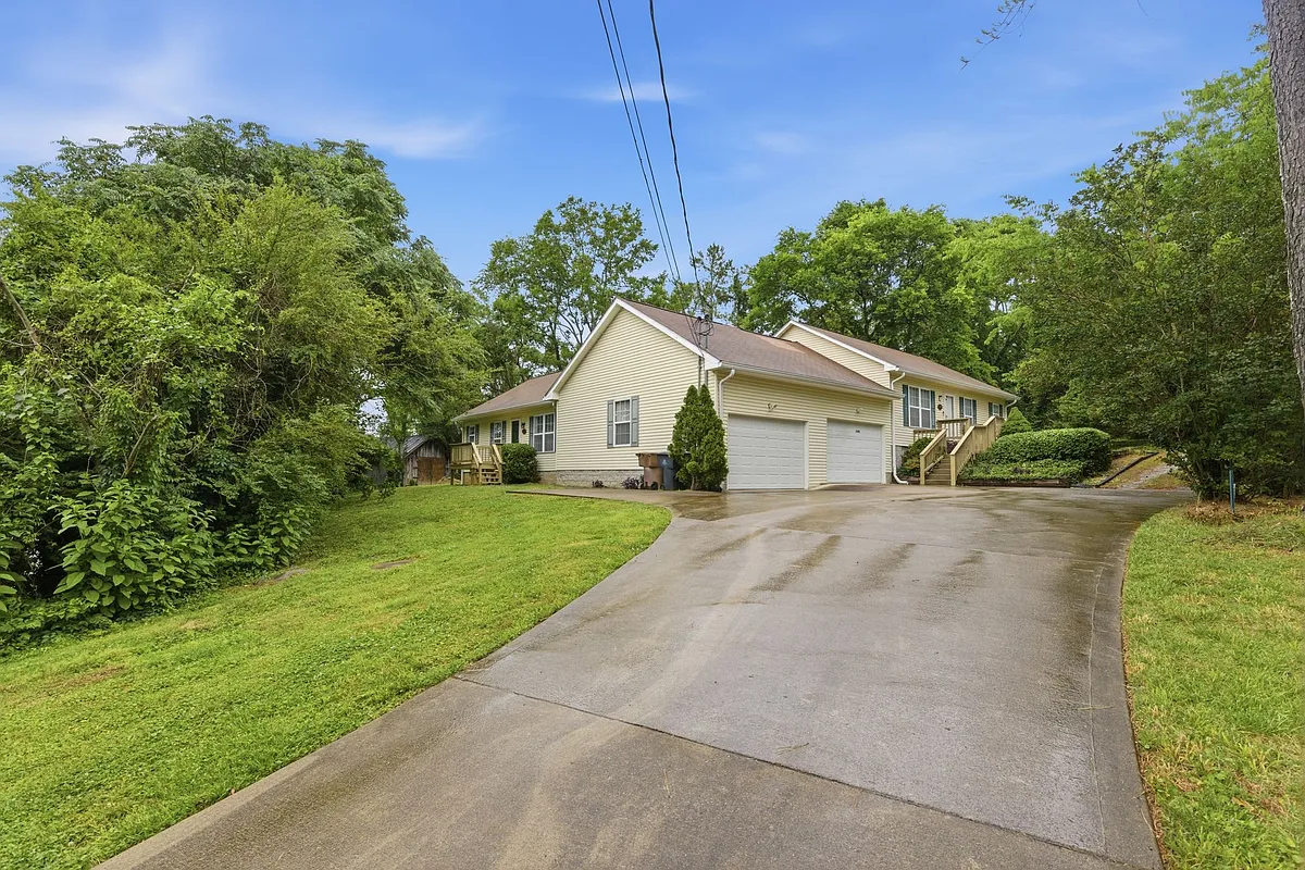 Building Photo - 2642 Hibbitts Rd