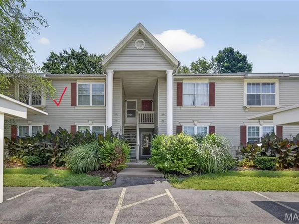 1044 Sugar Creek Ct #5, Saint Peters, MO 63376