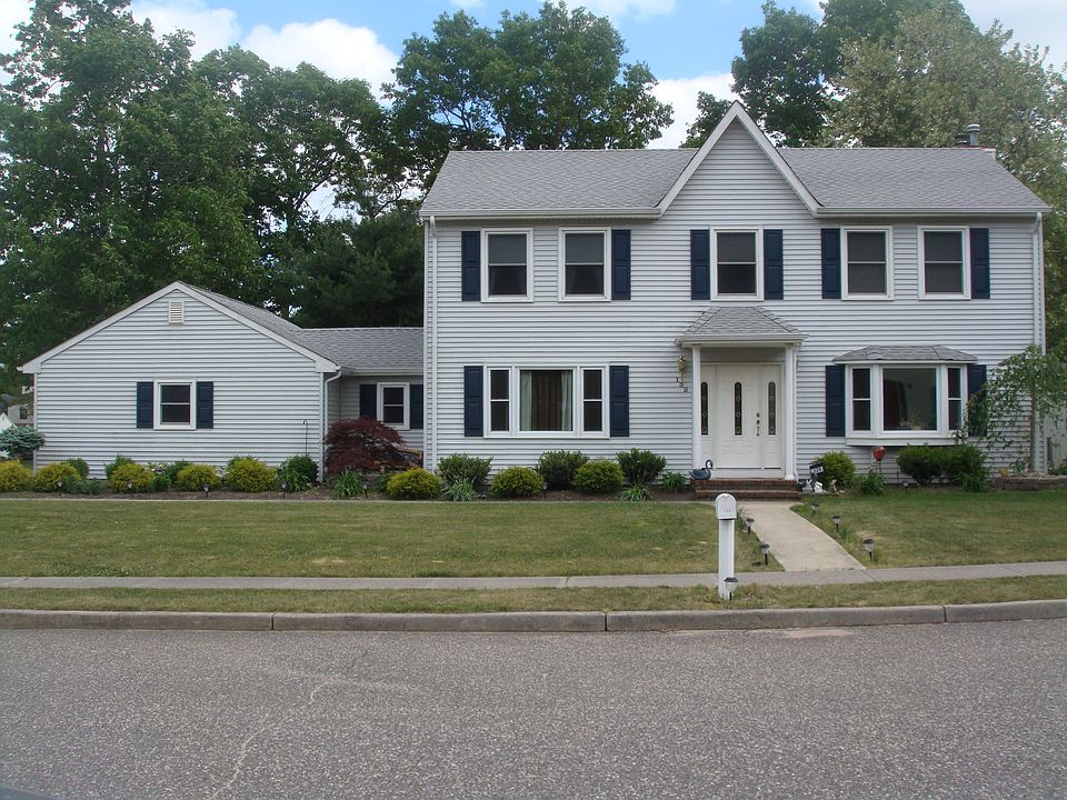 1st image of 139 Melissa Ct