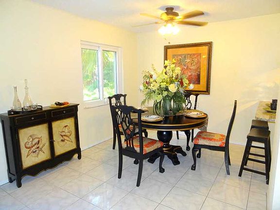 4th image of 4215 E Bay Dr #1003B