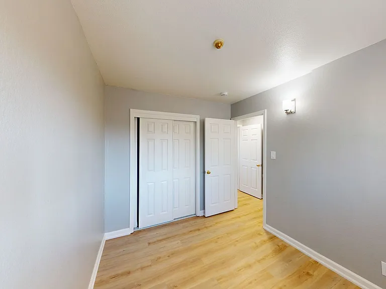 Woodcreek Apartments — Photo 22