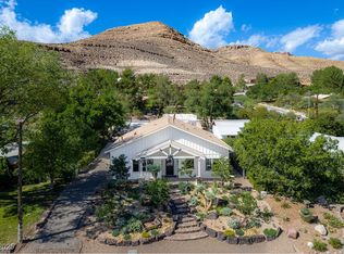 13 Cottonwood Dr, Blue Diamond, NV 89027