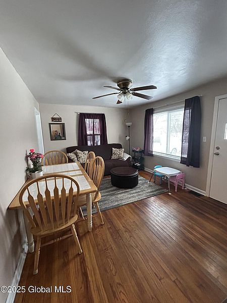 3rd image of 12 Neal Street