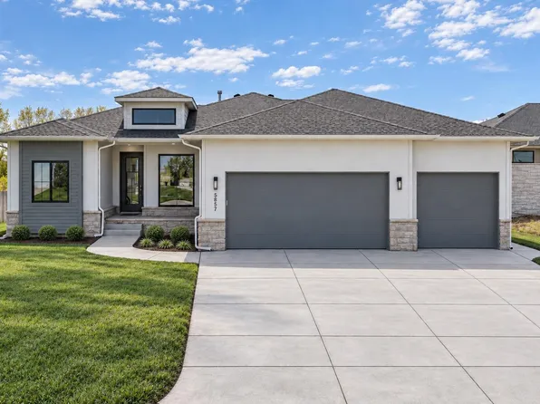 5857 N Saint Paul Ct, Wichita, KS 67204