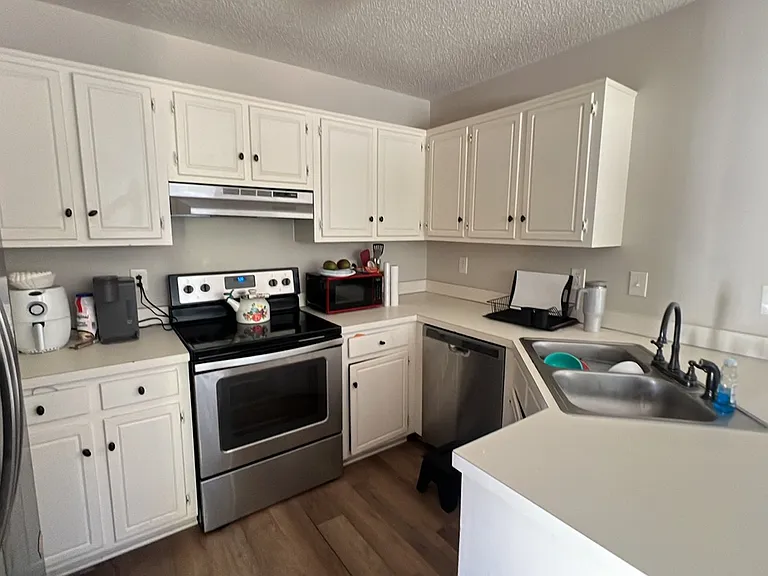 78 Grassmire Dr — Photo 2