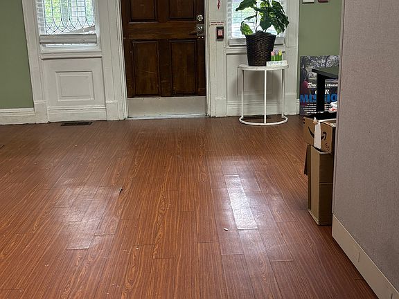 2nd image of 944 Joseph E Boone Blvd NW