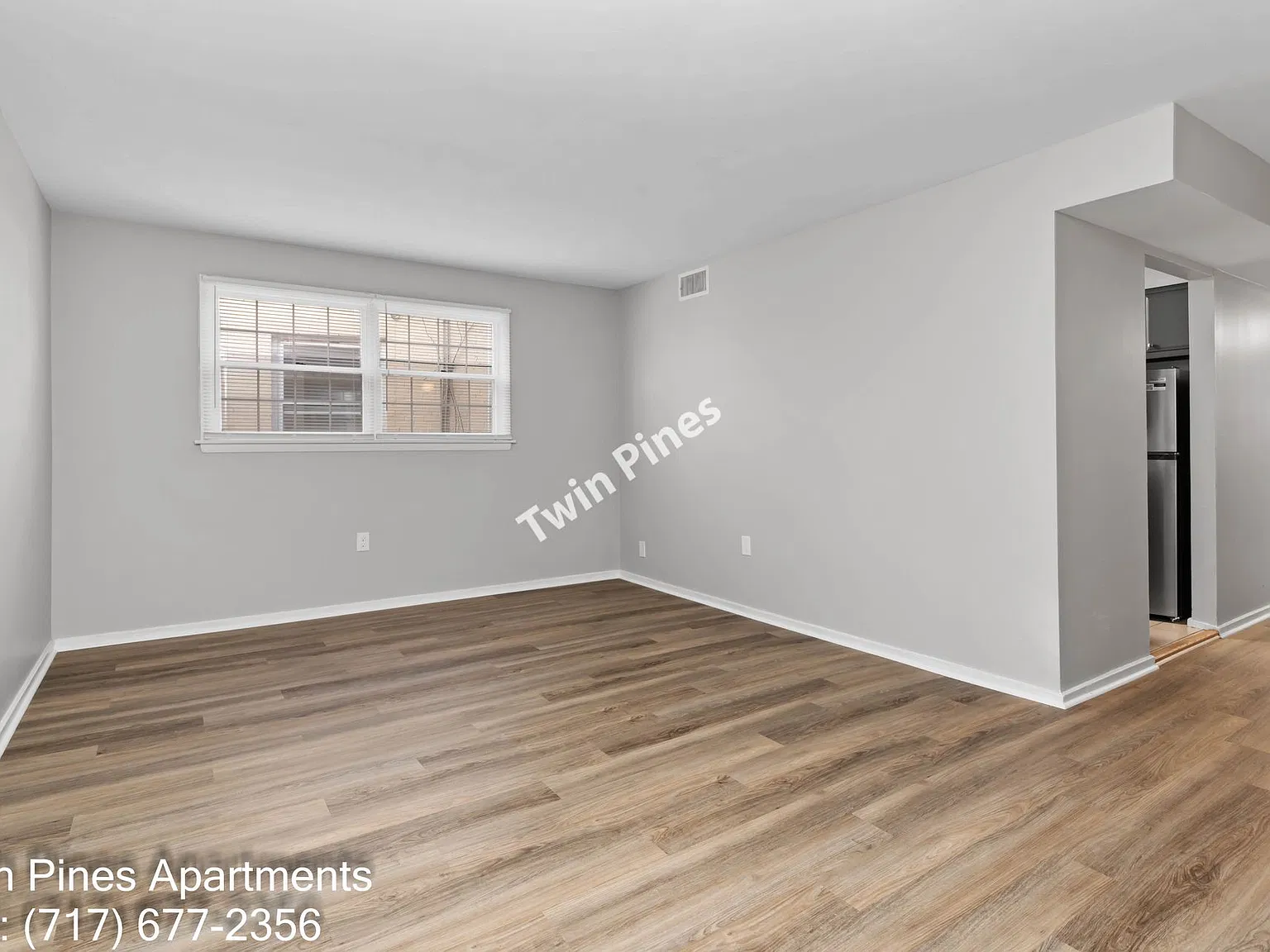 Twin Pines Apartments — Photo 4
