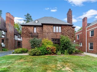 3586 Lytle Rd, Shaker Heights, OH 44122