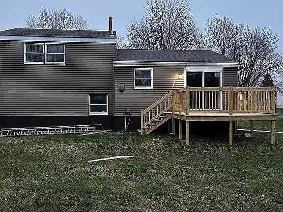 3rd image of 8069 Crockett Dr