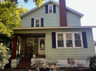 912 Lewis Ave, Saint Joseph, MI 49085
