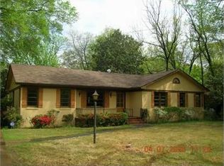 5048 Walnut Grove Rd, Memphis, TN 38117