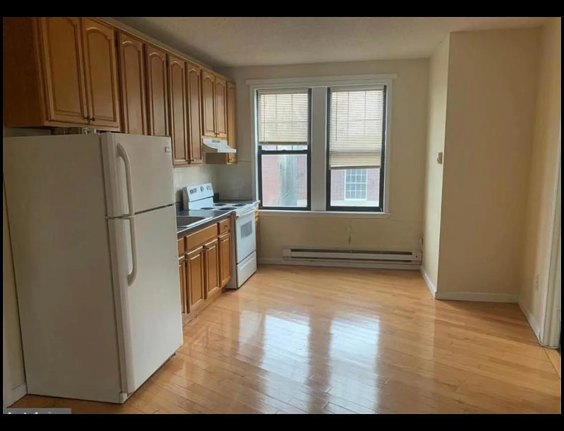 1400 Point Breeze Ave — Photo 1