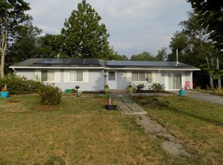 2 Massasoit Ln, Dartmouth, MA 02748