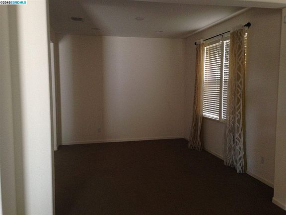 3rd image of 4650 Imperial St
