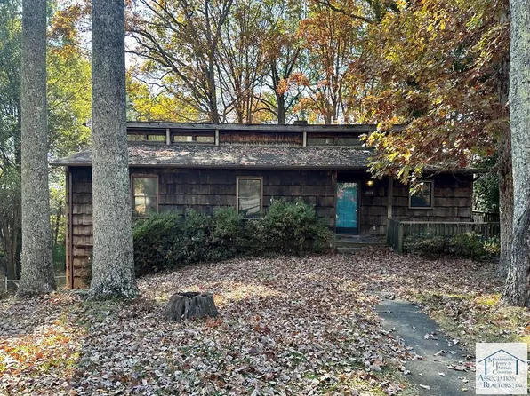1404 Spruce Street Ext, Martinsville, VA 24112