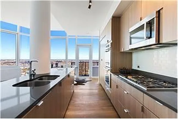 Rented by The Dermot Realty Management Company | media 45