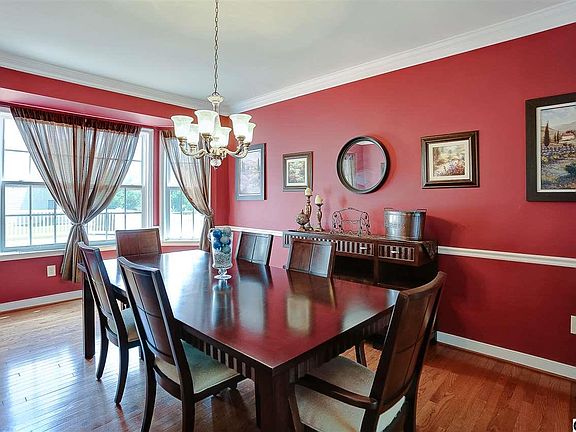 4th image of 125 Stonebridge Dr