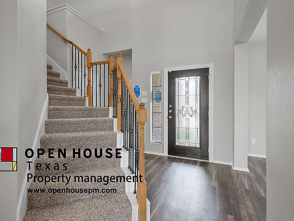 3rd image of 636 Tradewind Dr