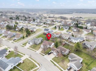 4910 Manor Brook Dr NW, Rochester, MN 55901