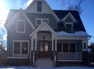 1819 Elmwood Ave, Wilmette, IL 60091