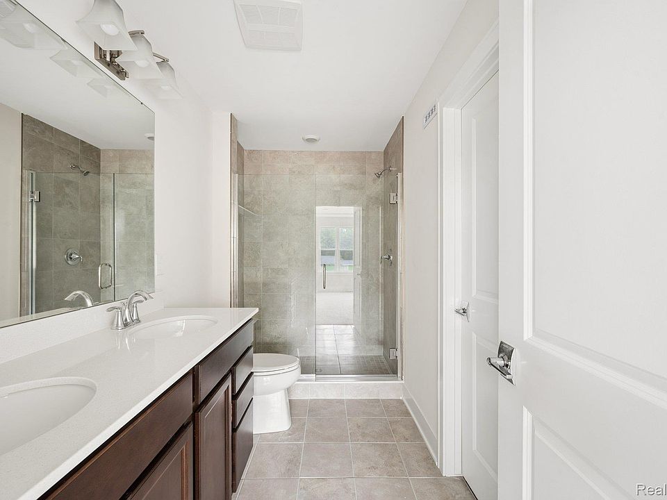 1016 Pine Tree Ln #8, photo 21