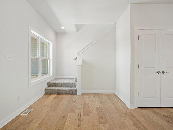 5th image of 13567 Lakeside Blvd