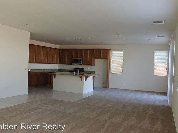 5th image of 9672 Avignon Ct