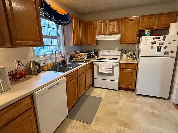 4th image of 1308 Bell Ridge Rd