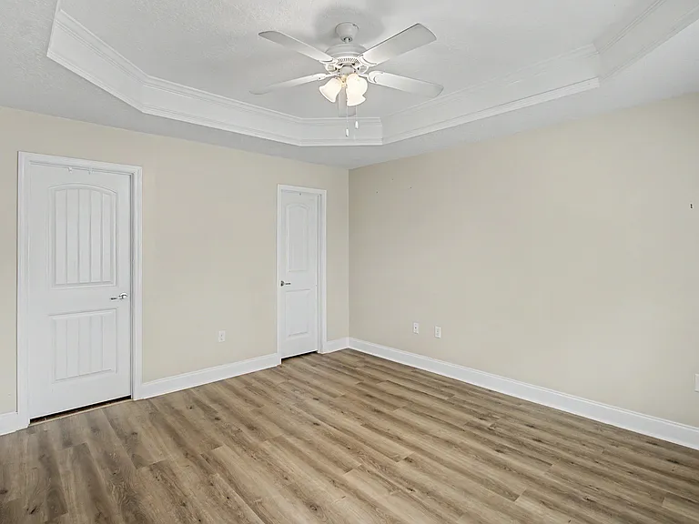 115 SE Cutters Gap — Photo 14