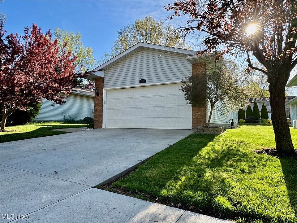 1st image of 1673 Oakwood Cir