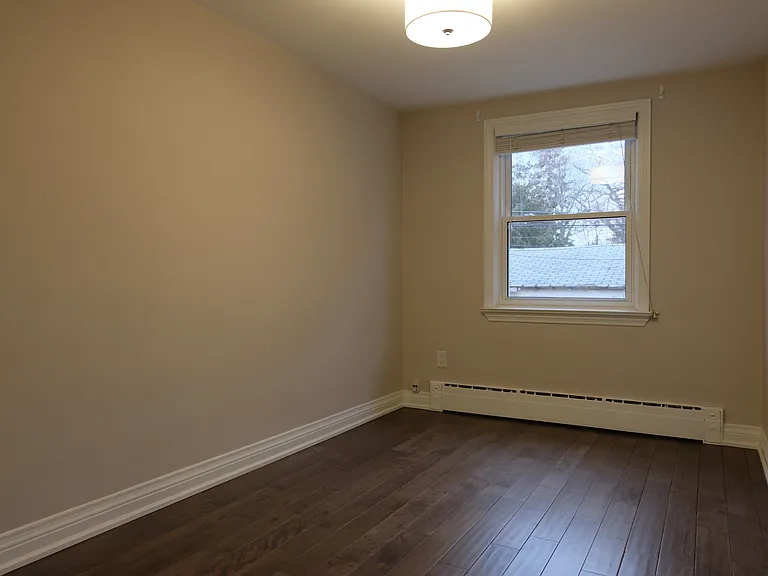 242 Jane St #2 — Photo 11