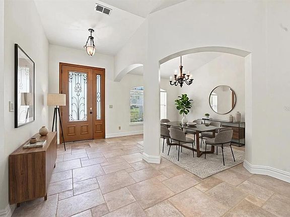 4th image of 10040 SE 42ND COURT