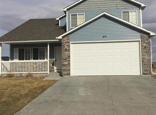 831 Daytona Dr, Rock Springs, WY 82901